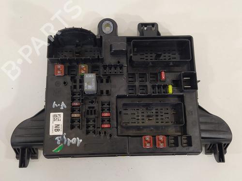 Used Fuse box Fuse box 12254543 12254543