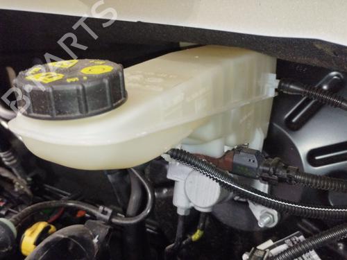 Used Brake master cylinder Brake master cylinder PEUGEOT TRAVELLER Bus (V_) 2.0 BlueHDi 145 (144 hp) 33399231 33399231
