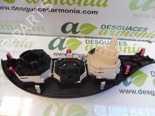 Climate control TOYOTA YARIS (_P13_) 1.0 (KSP130_, KSP130) | BP2346238I5 