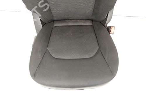 Right front seat JEEP RENEGADE SUV (BU, B1, BV) 1.0 T-GDi | BP31641890C16 - Image 3