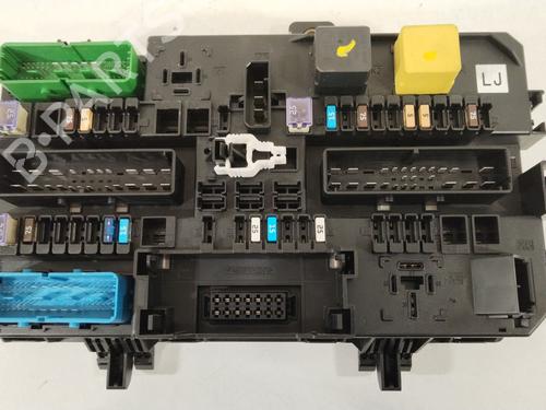 Used Fuse box Fuse box OPEL ZAFIRA / ZAFIRA FAMILY B (A05) 1.9 CDTI (M75) (120 hp) 33434620 33434620