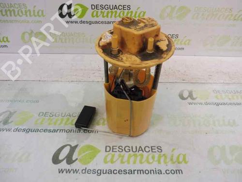 Used Fuel pump FIAT GRANDE PUNTO (199_) 1.3 D Multijet (199.AXD11, 199.AXD1A, 199.AXD1B,... (90 hp) 2238217