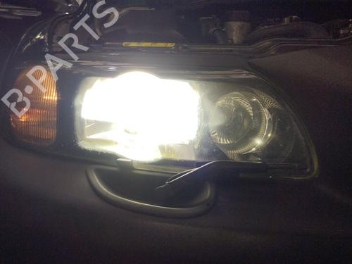 Højre forlygte Højre forlygte VOLVO XC70 I Cross Country (295) D5 XC AWD (163 hp) 36702594 36702594