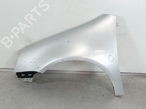Used Left front fenders Left front fenders 38074016 38074016