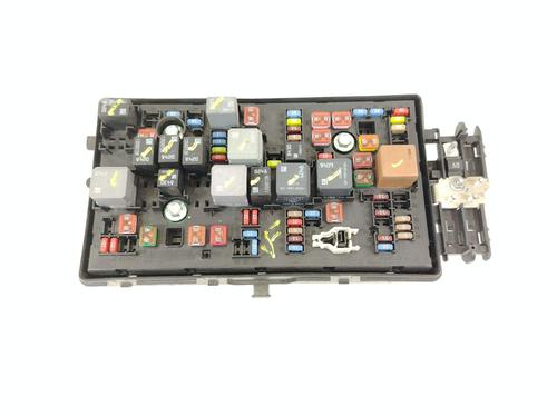 Used Fuse box Fuse box 32775471 32775471