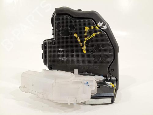 rear-left-lock-toyota-c-hr-_x1_-69060f4010-2016-7276307 main image