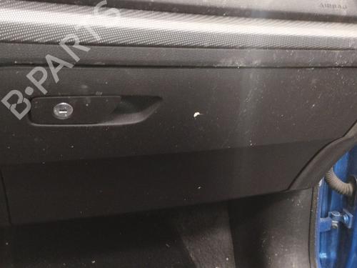 Dashboardkastje Dashboardkastje AUDI Q2 (GAB, GAG) 35 TFSI (150 hp) 33983733 33983733