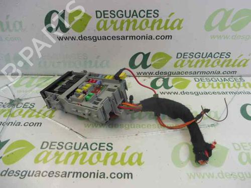Used Fuse box Fuse box 1954459 1954459