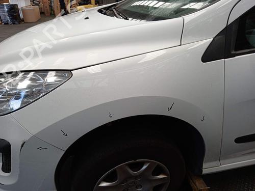 Used Left front fenders Left front fenders PEUGEOT 308 I (4A_, 4C_) 1.6 HDi (90 hp) 39987608 39987608