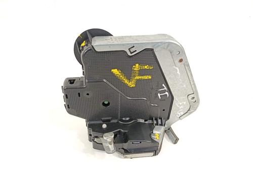 rear-left-lock-lexus-is-ii-_e2_-u49b1915-2005-2006-2007-2008-2009-2010-2011-2012-2013-15404032 main image