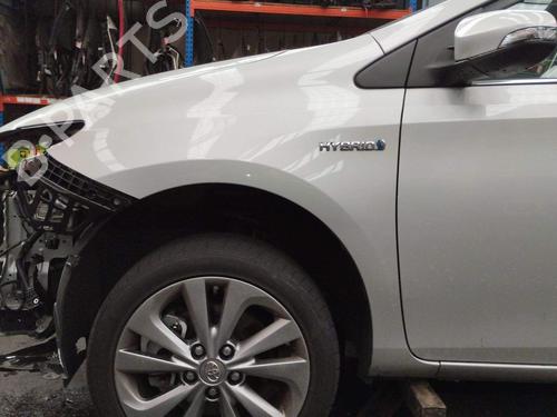 left-front-fenders-toyota-auris-_e18_-2012-2013-2014-2015-2016-2017-2018-2019-38074216 main image