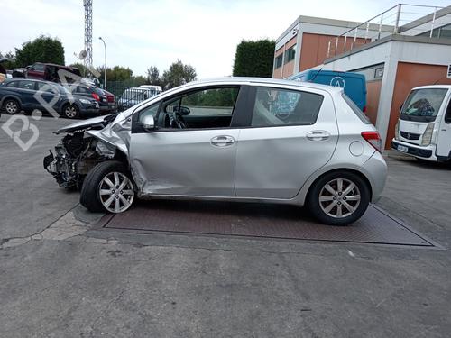 Used Parts TOYOTA YARIS (_P13_) 1.4 D (NLP130_, NLP130) (90 hp) 3478952