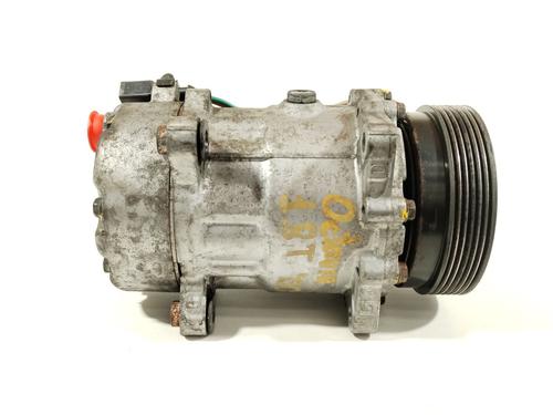 Used AC compressor AC compressor VW GOLF IV (1J1) 1.9 TDI (115 hp) 36775778 36775778