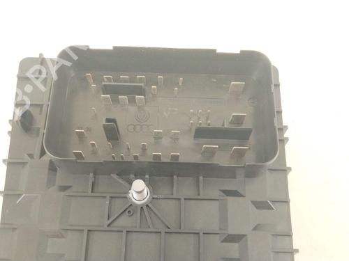 Fuse box SKODA SUPERB II (3T4) 2.0 TDI 16V | BP36856738E1 - Image 3