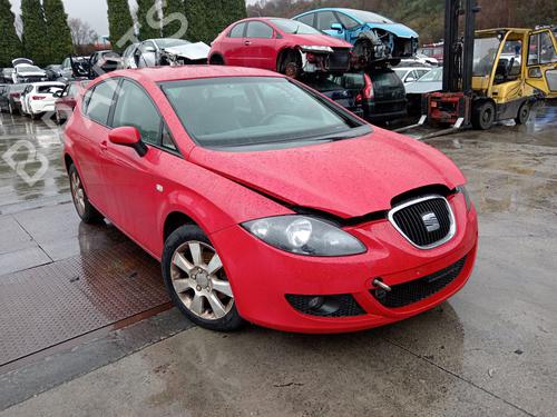 Tailgate handle SEAT LEON (1P1) 1.9 TDI | BP32261964C132 