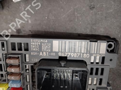 Fuse box CITROËN C4 II (NC_) 1.6 HDi 115 | BP35800508E1 - Image 3