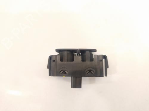 Warning switch RENAULT MEGANE III Grandtour (KZ0/1) 1.6 dCi (KZ00, KZ12, KZ13) | BP15053039I22 