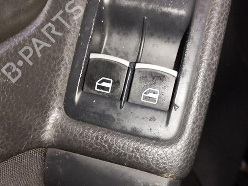 Used Left front window switch Left front window switch VW GOLF VI (5K1) 2.0 GTi (210 hp) 35952960 35952960