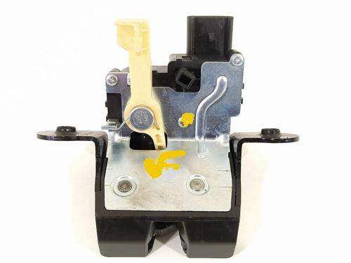 tailgate-lock-hyundai-i30-pde-pd-pden-81230g3000-2016-8069467 main image