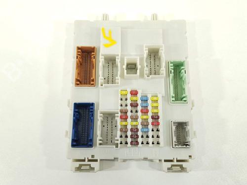 Used Fuse box Fuse box 29077288 29077288