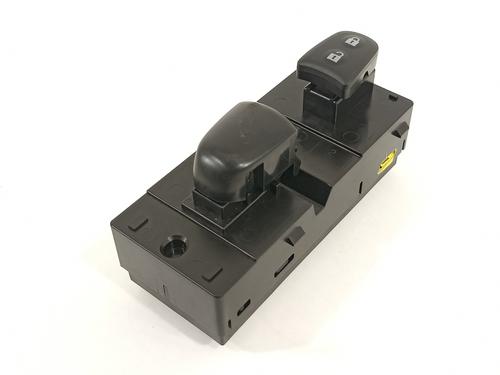 Used Right front window switch NISSAN JUKE (F15) [2010-2019]  16057864