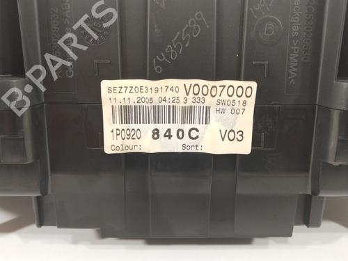 Instrument cluster SEAT LEON (1P1) 2.0 TDI 16V | BP29638035C47