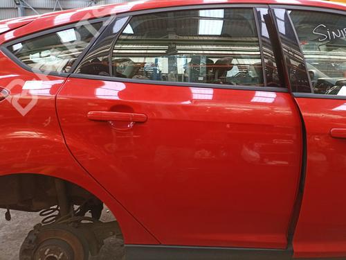 Used Right rear door Right rear door FORD FOCUS III 1.5 TDCi (120 hp) 8792350 8792350