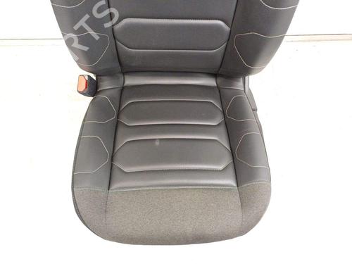 Seats set CITROËN C4 III (BA_, BB_, BC_) 1.2 PureTech 130 (BAHNSA, BAHNSB) | BP23894285C78 - Image 3