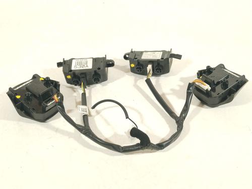 Steering wheel controls KIA CARENS IV 1.7 CRDi | BP34693280E15 - Image 2