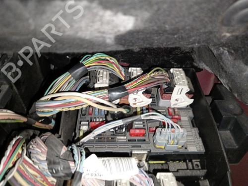Used Fuse box Fuse box CITROËN C4 Grand Picasso I (UA_) 1.6 HDi 110 (112 hp) 35765227 35765227