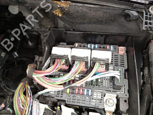 Used Fuse box Fuse box 35800506 35800506