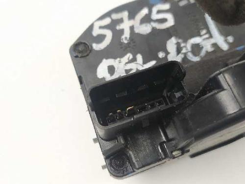 Front right lock NISSAN NV200 / EVALIA Bus  | BP6542056C97 