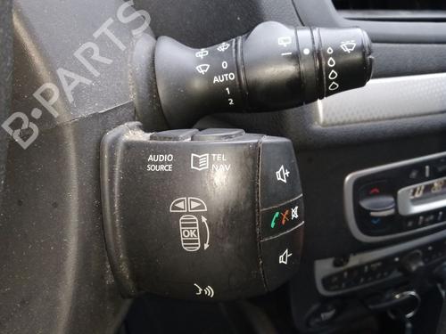 Commande de phare RENAULT MEGANE III Hatchback (BZ0/1_, B3_) | BP30273405I24