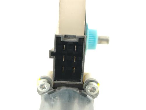 Left front window motor MERCEDES-BENZ A-CLASS (W169) A 150 (169.031, 169.331) | BP31828748E21