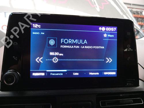 display-monitor-peugeot-rifter-2018-40128696 main image