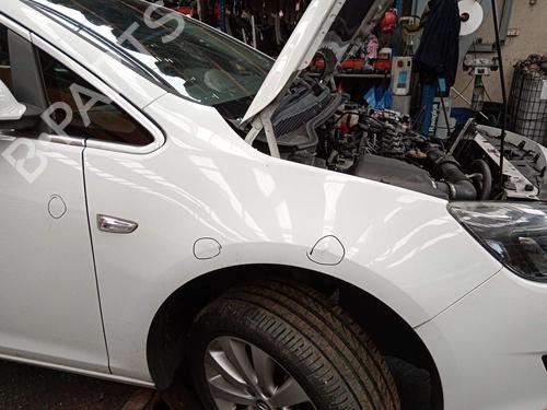 Used Right front fenders Right front fenders OPEL ASTRA J (P10) 1.7 CDTI (68) (110 hp) 40010208 40010208