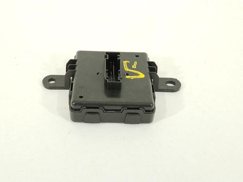 BP36989536M83 main image