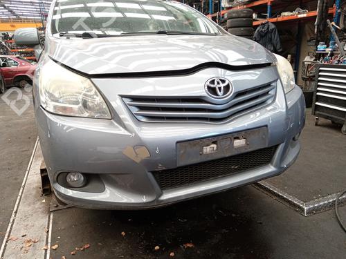 Used Front bumper TOYOTA VERSO (_R2_) 2.0 D-4D (AUR20_, AUR20R) (126 hp) 29374307