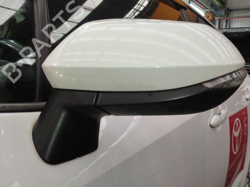 left-mirror-toyota-corolla-estate-_e21_-2019-37521451 main image