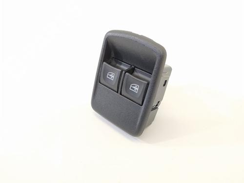 Used Left front window switch Left front window switch DACIA SANDERO II 1.5 Blue dCi 95 (B8JL) (95 hp) 9528880 9528880
