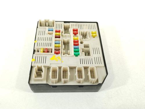 Used Fuse box Fuse box 39147520 39147520