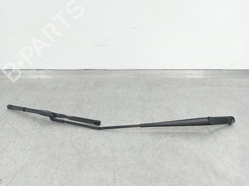 Used Front windshield wiper arm SEAT IBIZA V (KJ1, KJG) [2017-2025]  18405957