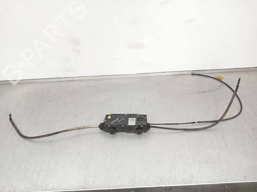 Frein à main Frein à main RENAULT LAGUNA II (BG0/1_) 1.9 dCi (BG08, BG0G) (120 hp) 35920417 35920417