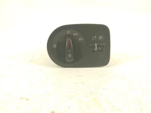 Used Headlight switch Headlight switch SEAT IBIZA IV (6J5, 6P1) 1.4 TDI (80 hp) 38263059 38263059