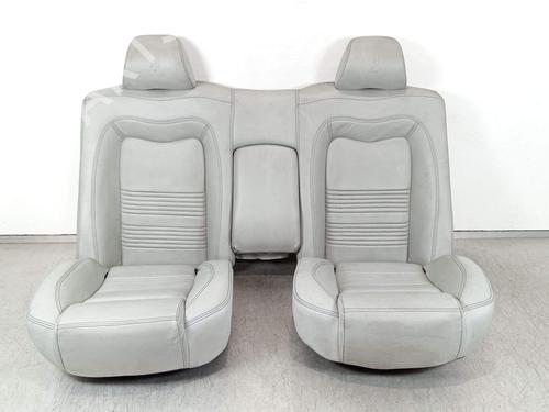 Asientos traseiros Asientos traseiros 31645189 31645189