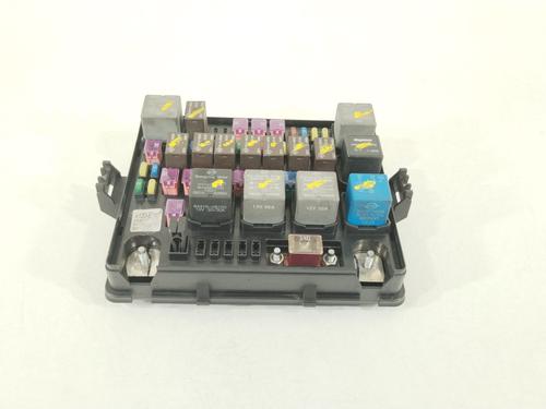 Used Fuse box Fuse box 37420937 37420937