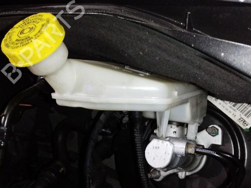 brake-master-cylinder-citroen-c4-cactus-2014-38563903 main image