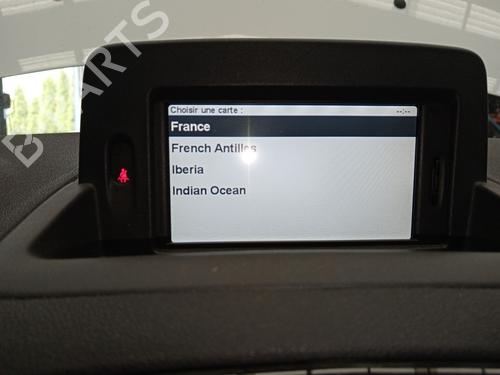 display-monitor-renault-clio-iii-br01-cr01-2005-2006-2007-2008-2009-2010-2011-2012-2013-2014-37492621 main image