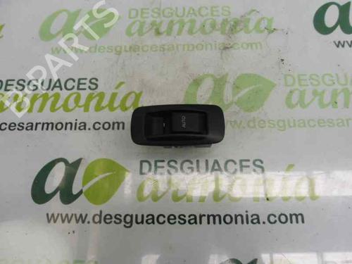 Used Right rear window switch TOYOTA COROLLA (_E12_) 1.4 D (NDE120_, NDE120R) (90 hp) 1846630