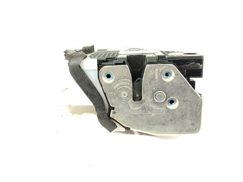 front-left-lock-kia-carens-iv-2013-32187015 main image